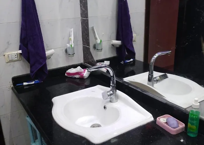 El Marina Apartment